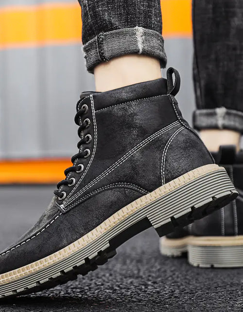 Load image into Gallery viewer, Men's Retro Fashion Casual Leather Tooling Boots
