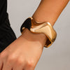 02 Gold Bracelet 2722