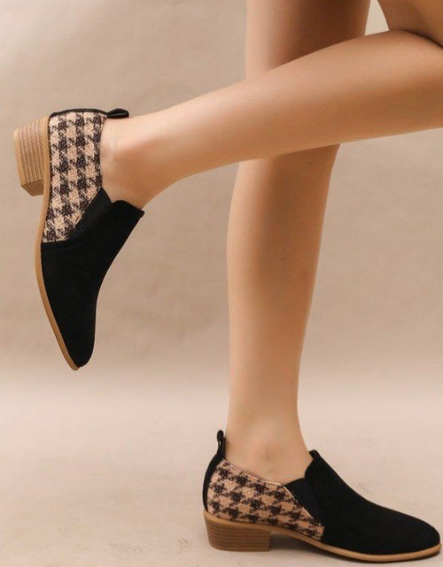 Load image into Gallery viewer, Women's Retro Color-Block Slip-On Heels – Round Toe Mid Heel Dress Shoes
