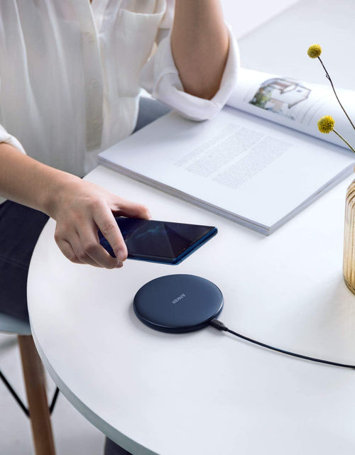 Load image into Gallery viewer, Anker <b>313</b> Wireless Charger (Pad)
