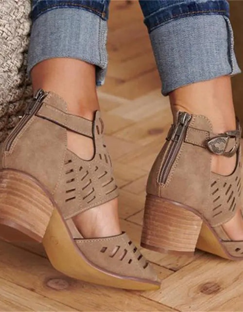 Load image into Gallery viewer, Cutout Floral Chunky Heels Women's Sandals
