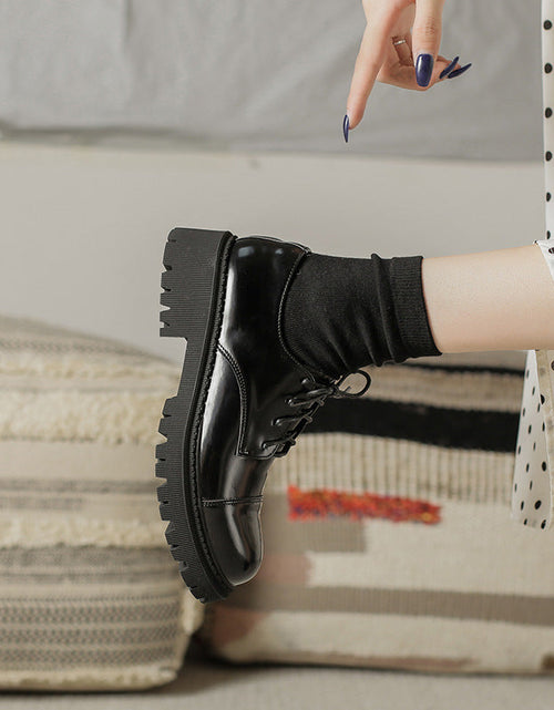 Load image into Gallery viewer, Women’s Solid-Color Retro Slip-On Platform Shoes
