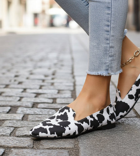 Women's Wide-Fit Breathable Pointed-Toe Flat Shoes – Cow Print Casual Flats