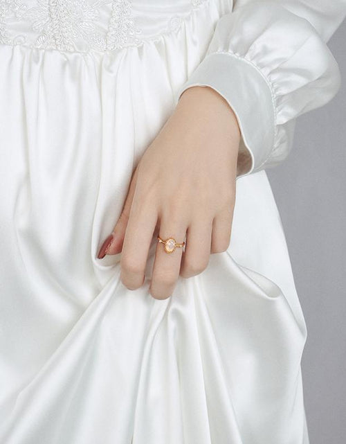 Load image into Gallery viewer, Retro imitation Opal gold-plated ring for women
