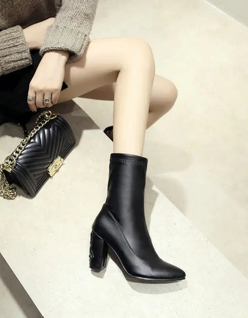 Load image into Gallery viewer, Embroidered Gray Ankle Boots with Chunky Heels for Women
