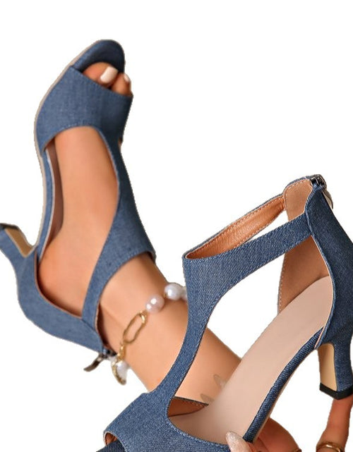 Load image into Gallery viewer, Plus-size Strappy Stiletto-heel Gladiator Sandals
