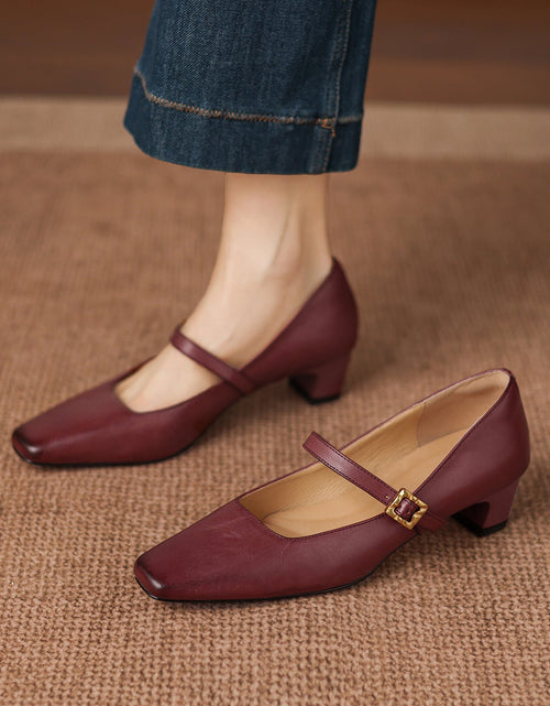 Load image into Gallery viewer, Mid-Heel Pumps - Full-Grain Leather Women's Classic Slip-On Court Shoes
