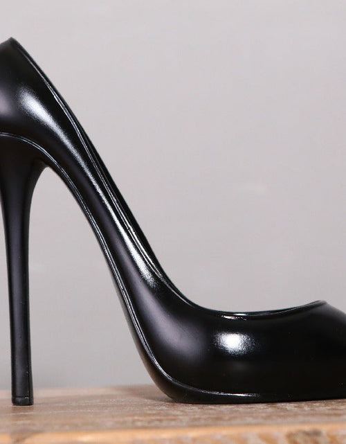 Load image into Gallery viewer, Creative high-heeled shoes, wine rack decorations, European style wine racks, home decor, wine cabinet accessories, wine rack resin
