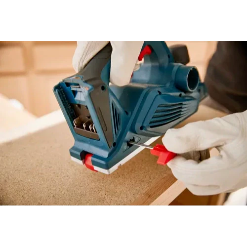 Load image into Gallery viewer, BOSCH GHO18V-26N 18V Brushless Planer
