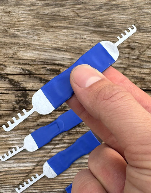 Load image into Gallery viewer, Comb Picks (4 Pack)
