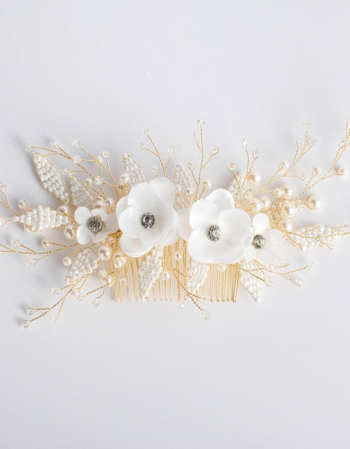 Load image into Gallery viewer, Queenco Gold Bridal Hair Comb Pearl Beads Wedding Hair Accessories Women Headpiece Girl's Hair Vine Party Hair Jewelry

