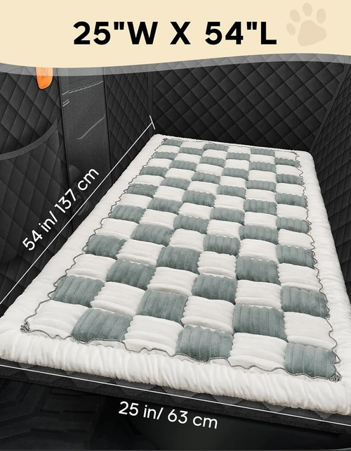 Load image into Gallery viewer, Sleeping Car Mat Pet Thickened Seat Pad Car Back Seat Checkered Dog Bed In Stock Factory Wholesale
