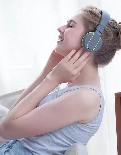 Load image into Gallery viewer, Head mounted wired earphones for e-sports, chicken eating, with microphone for phone and computer calls, universal earphones for gaming
