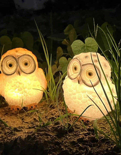Load image into Gallery viewer, Statue decoration owl resin solar decoration
