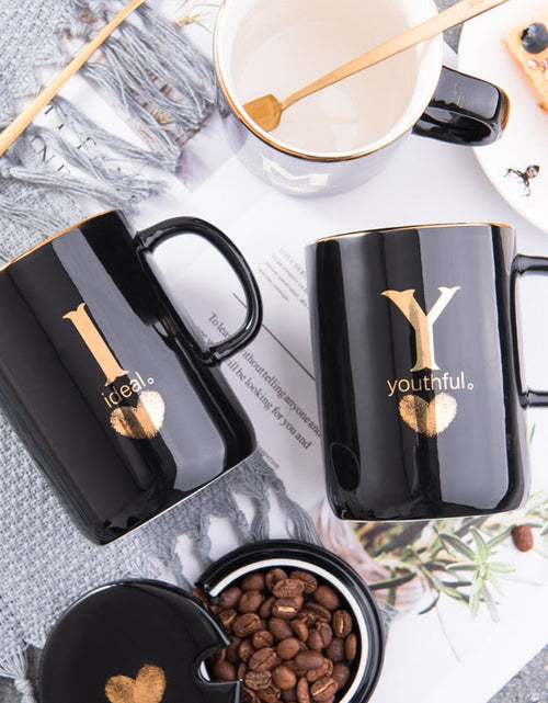 Load image into Gallery viewer, 400ml Creative Gold Finger Printing Black Ceramic Coffee Mug Tea Cup With Gold Handle As Gift With Lid And Spoon
