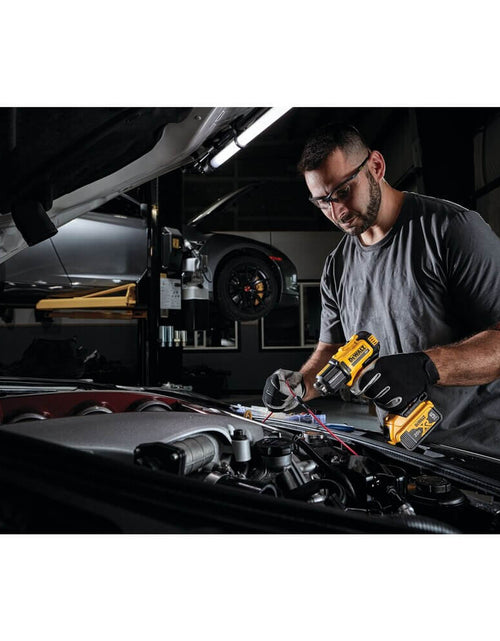 Load image into Gallery viewer, DEWALT DCE530B 20V MAX* Cordless Heat Gun (Tool Only)
