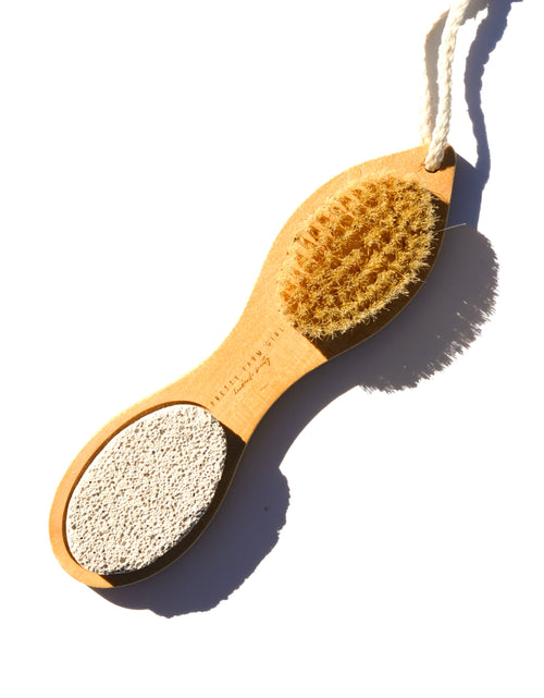Load image into Gallery viewer, Bamboo Exfoliating Foot Pedicure Tool
