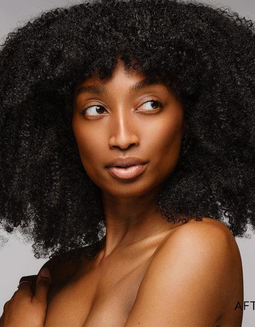 Load image into Gallery viewer, Super Serum Silk Matte Powder Peptide Foundation
