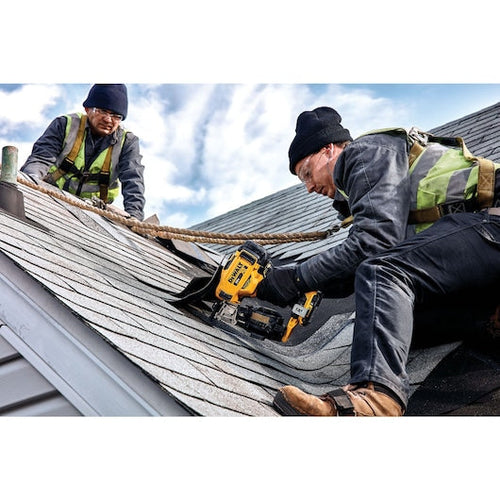 Load image into Gallery viewer, DEWALT DCN45RNB 20V MAX* 15° Cordless Coil Roofing Nailer (Bare Tool)
