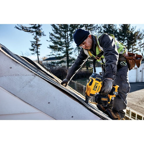 Load image into Gallery viewer, DEWALT DCN45RNB 20V MAX* 15° Cordless Coil Roofing Nailer (Bare Tool)
