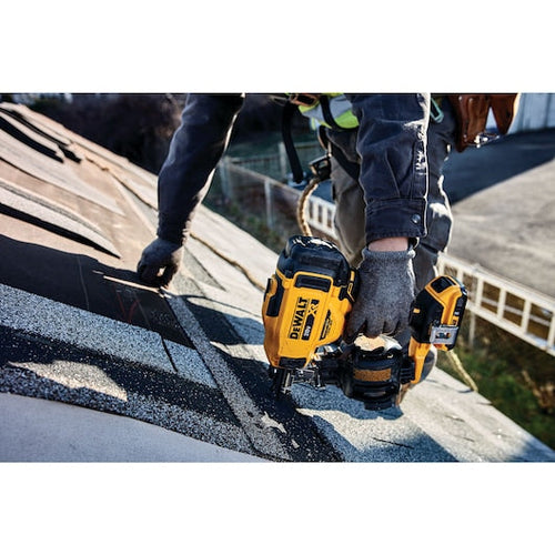 Load image into Gallery viewer, DEWALT DCN45RNB 20V MAX* 15° Cordless Coil Roofing Nailer (Bare Tool)

