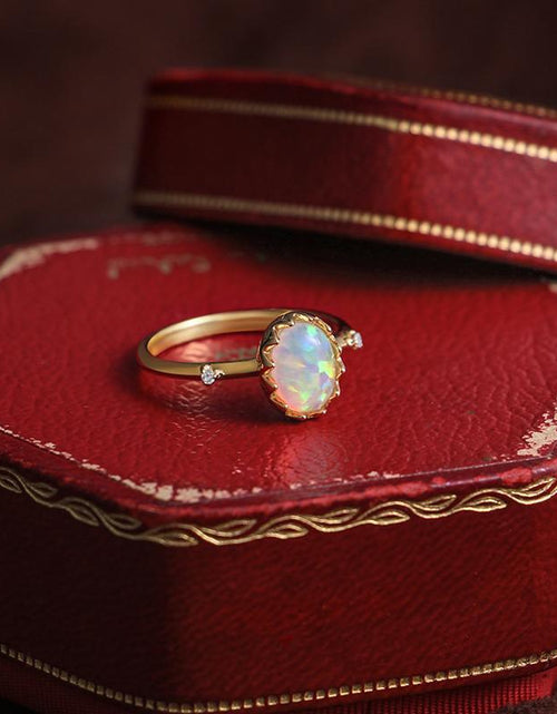 Load image into Gallery viewer, Retro imitation Opal gold-plated ring for women
