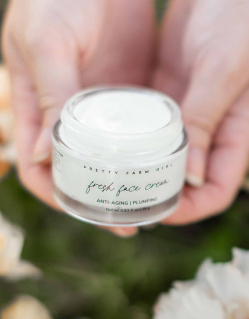 Load image into Gallery viewer, Dry Skin Hydrating Routine Kit

