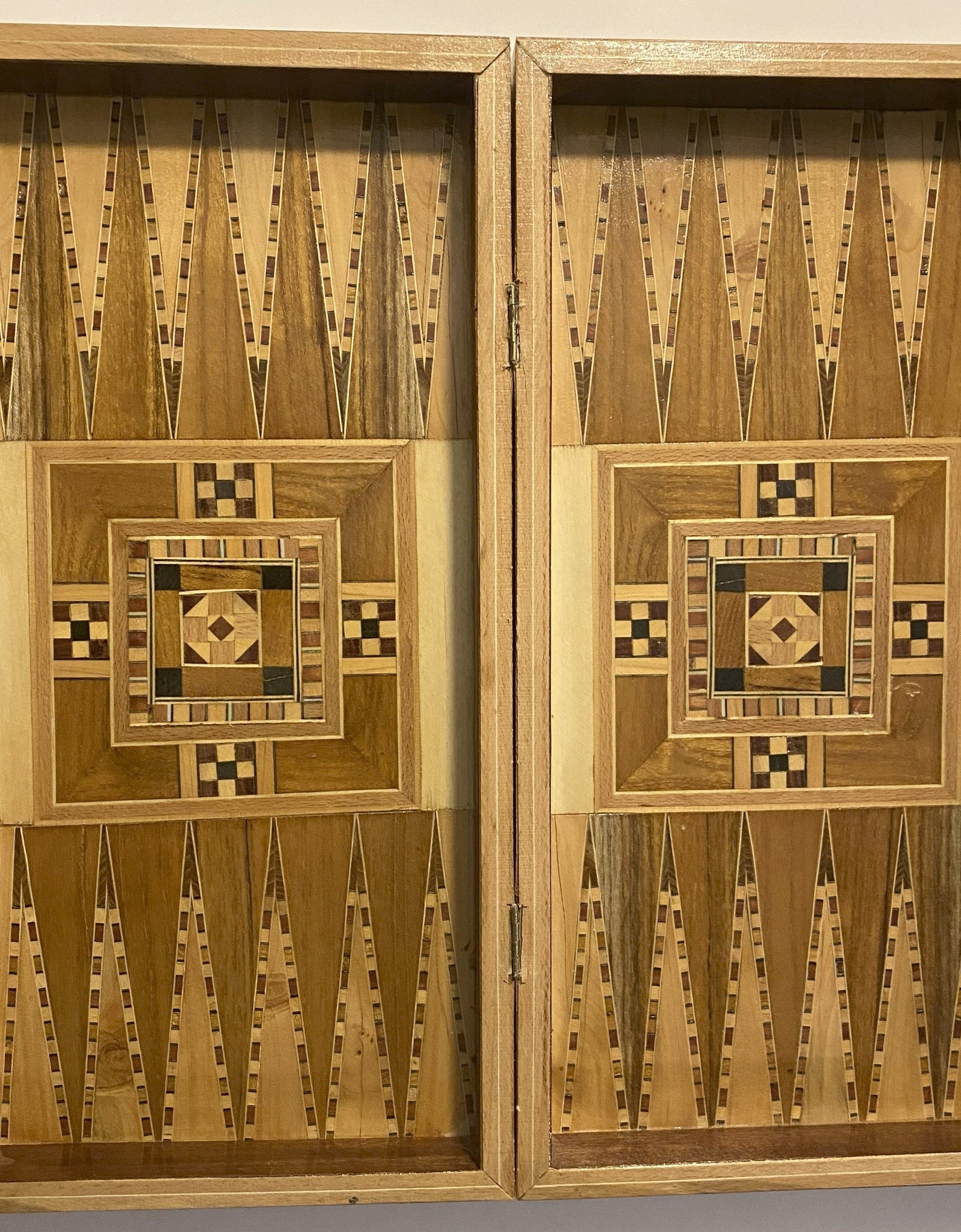 Vintage Mosaic Wooden Inlaid Marquetry Box Backgammon Set