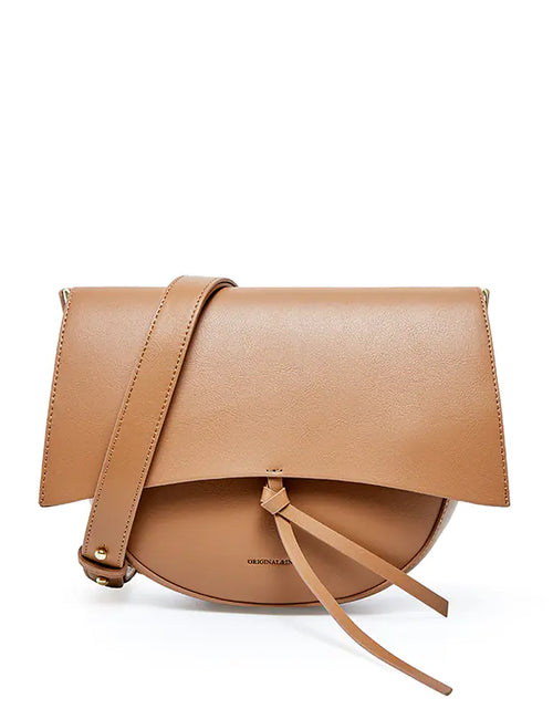 Load image into Gallery viewer, Versatile Leather Shoulder Bag with Retro Saddle Design
