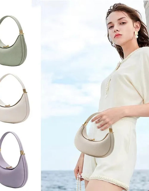 Load image into Gallery viewer, Leather Medium Commuter Shoulder Bag
