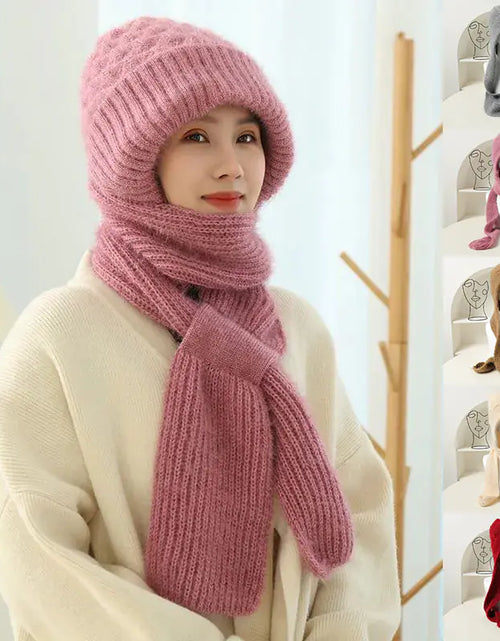 Load image into Gallery viewer, Women's Fleece-lined Knitted Scarf and Hat Set
