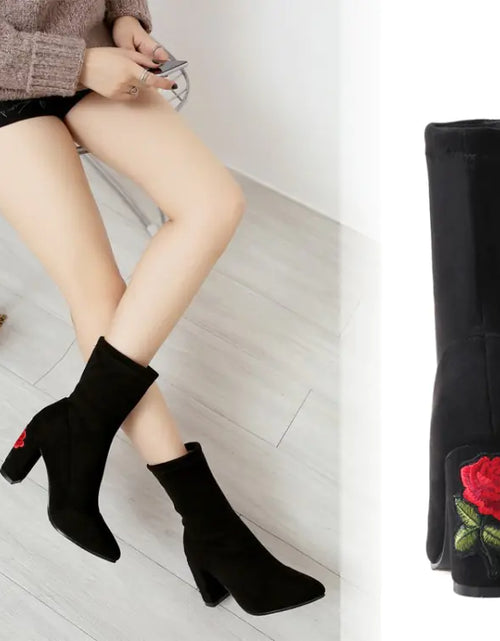 Load image into Gallery viewer, Embroidered Gray Ankle Boots with Chunky Heels for Women
