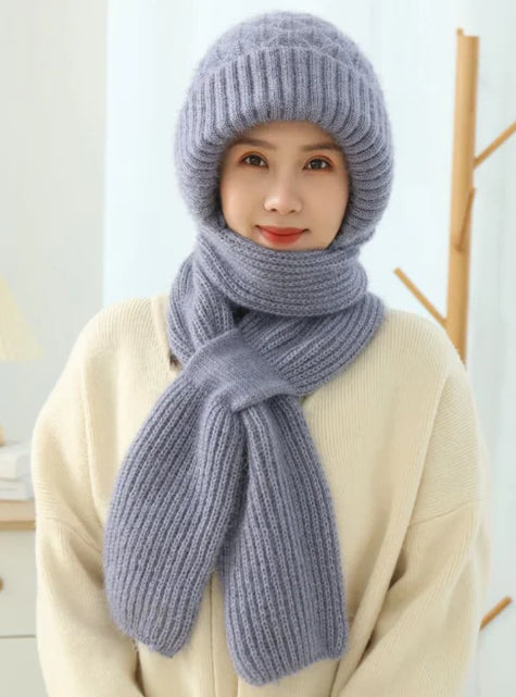 Load image into Gallery viewer, Women's Fleece-lined Knitted Scarf and Hat Set
