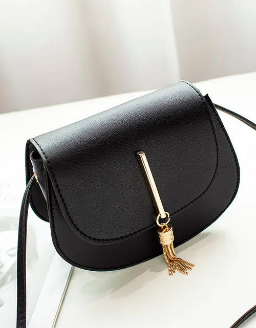 Load image into Gallery viewer, Fringe Crossbody Phone Bag and Round Purse

