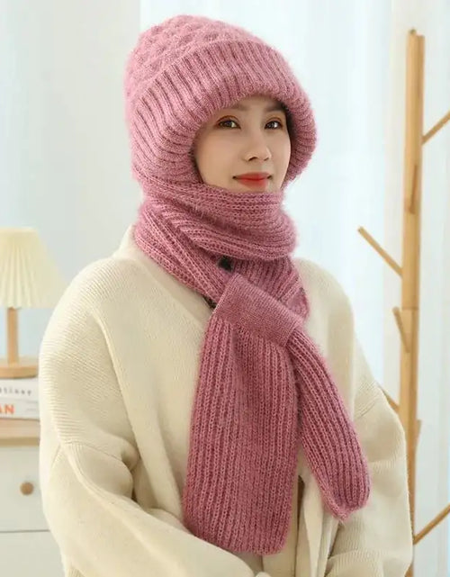 Load image into Gallery viewer, Women's Fleece-lined Knitted Scarf and Hat Set
