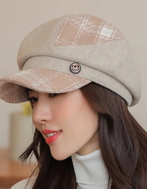 Load image into Gallery viewer, Women's British Plaid Octagonal Newsboy Cap (Winter)

