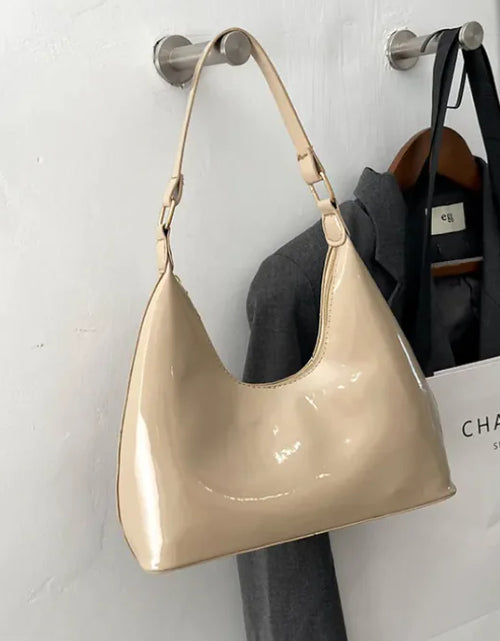 Load image into Gallery viewer, Chic Women's Casual Tote Bag
