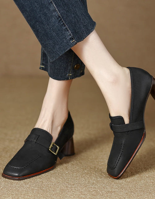 Load image into Gallery viewer, Women's Retro British Style Chunky Heel Leather Shoes – Round Toe Commuter
