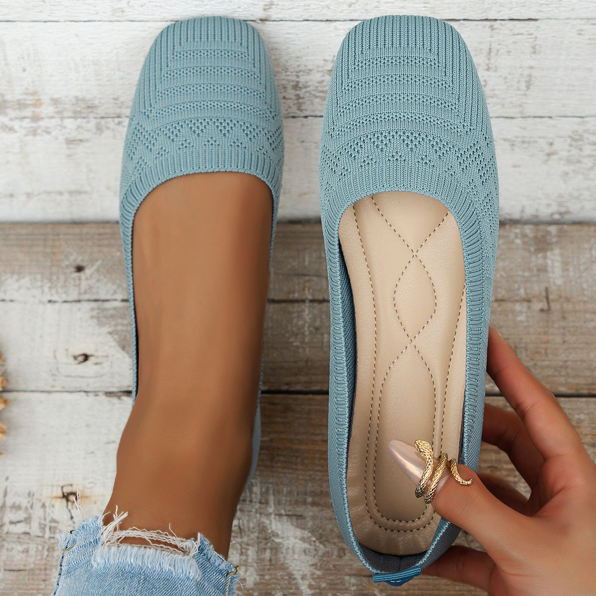 Women’s Knitted Plus Size Flying Woven Breathable One-Pedal Shoes