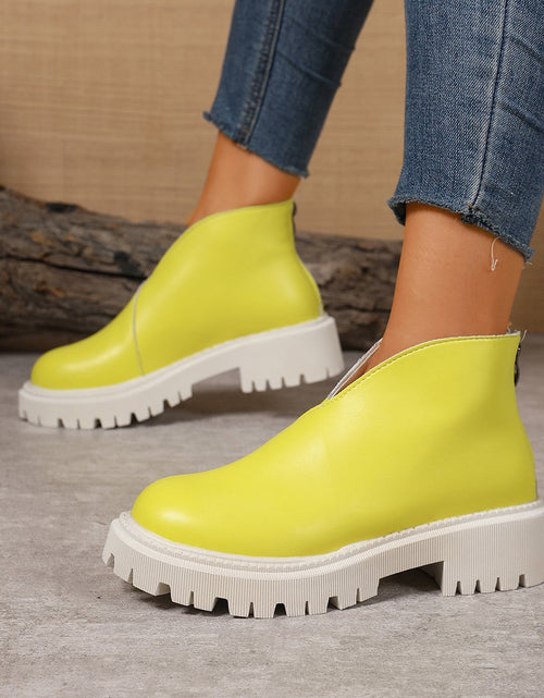 Load image into Gallery viewer, Women’s Plus-Size Chunky-Heeled Ankle Boots
