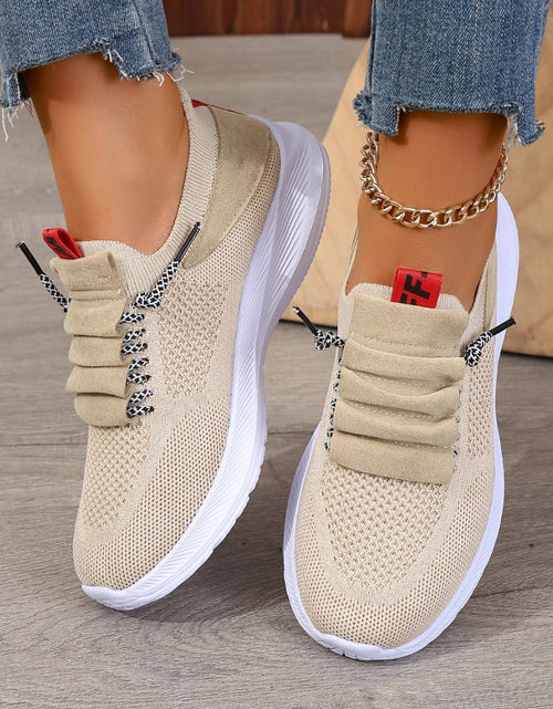 Load image into Gallery viewer, Women’s Non-Slip Round-Toe Casual Sneakers
