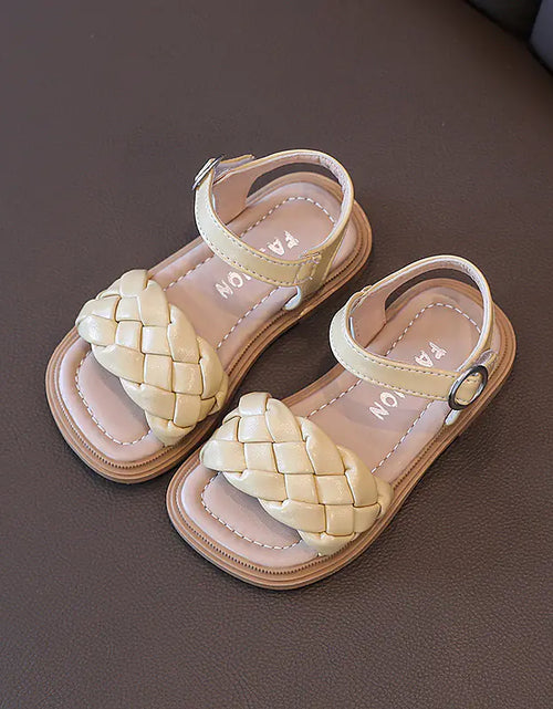 Load image into Gallery viewer, Summer New Girls' Fashion Woven Sandals
