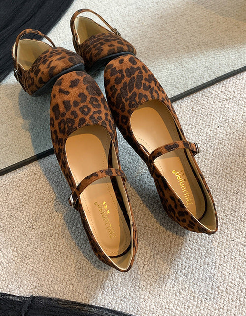Load image into Gallery viewer, French-Style Square-Toe Mary Jane Shoes With a Hidden Heel
