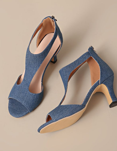 Load image into Gallery viewer, Plus-size Strappy Stiletto-heel Gladiator Sandals
