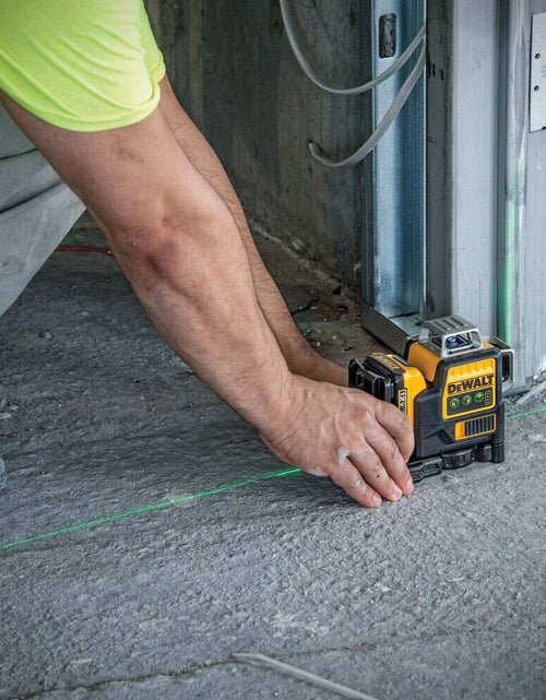 Load image into Gallery viewer, DEWALT DW089LG 12V MAX Line Laser 3 X 360 Green Yellow
