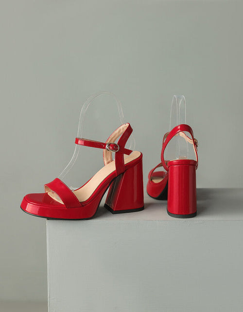 Load image into Gallery viewer, Women's Round Toe Chunky Heel Sandals – Buckle Strap Block Heel
