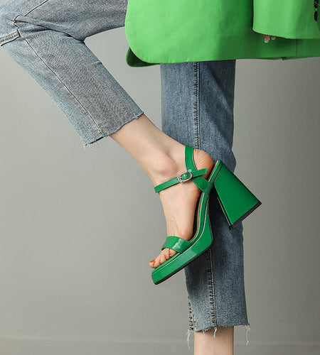 Women's Round Toe Chunky Heel Sandals – Buckle Strap Block Heel