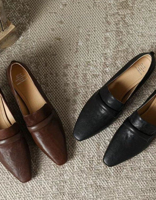 Load image into Gallery viewer, Women's Retro French Kitten Heel Mules – Pointed Toe Slip-On Shoes
