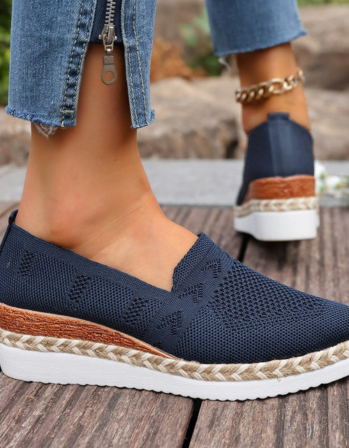 Load image into Gallery viewer, Women’s Woven Rope Platform Snakeskin Pointed-Toe Flats | Trendy Flats

