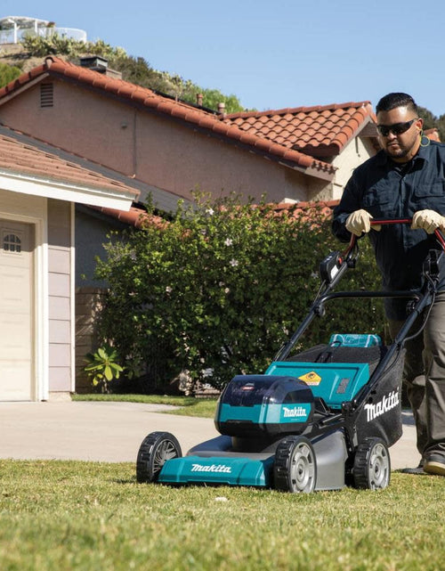 Load image into Gallery viewer, Makita GML01PL 40V max XGT® Brushless 21" Self-Propelled Commercial Lawn Mower Kit (8.0Ah)
